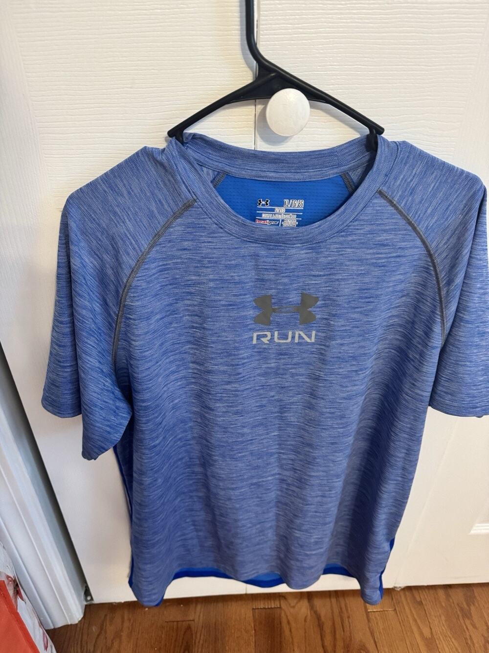 Men’s Under Armour Heat Gear Blue Short Sleeve XL Run Shirt EUC